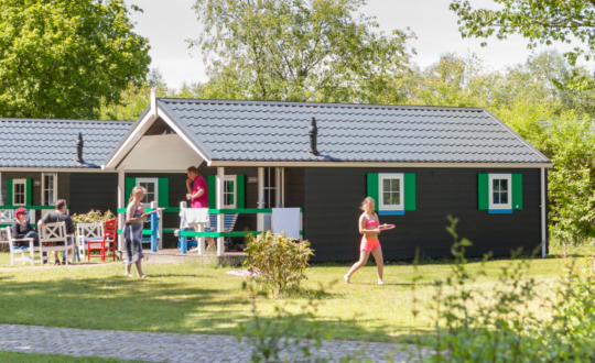 Glamping in het Reestdal op familiecamping De Vossenburcht