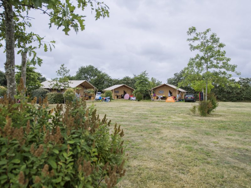 RCN-camping-la-Ferme-du-Latois-safaritenten