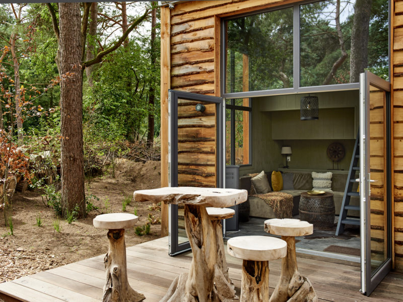 Terras beach house huuraccommodatie - DroomParken, glamping.nl