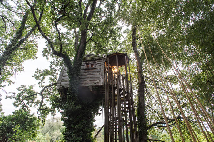 Treehouse Cabin