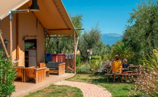 Glampen in Toscane of aan het Gardameer met Vacanze col Cuore