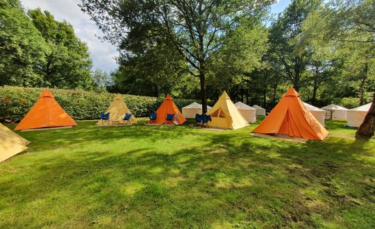 Luxe kamperen in festivalsfeer bij Tijdloos