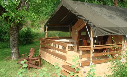 Les Tailladis via Lodge Holidays - Glamping.nl