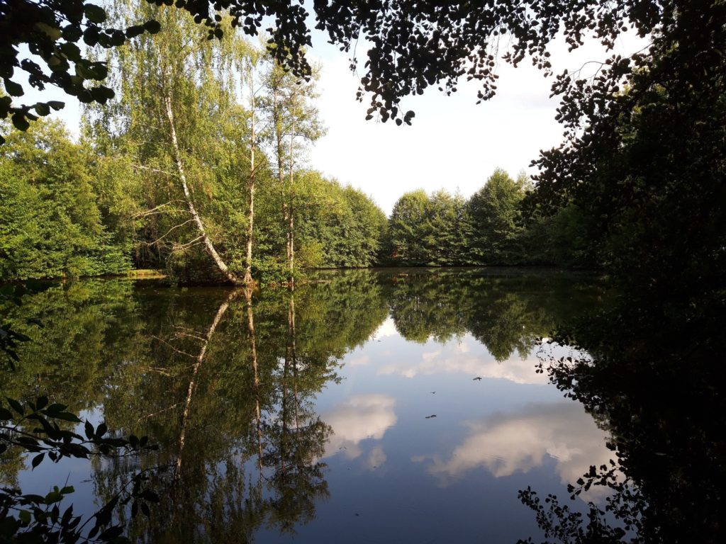 Meer bij Au Mica Frankrijk