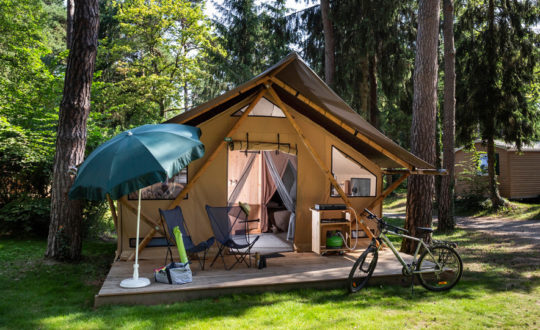 Camping Huttopia Pays de Cordes Sur Ciel - Glamping.nl