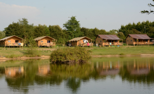 Verblijf in luxe glampingaccommodaties bij La Guyonnière