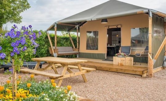 Julianahoeve - Glamping.nl