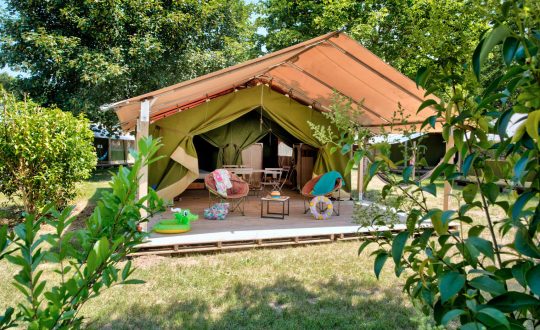 Les Ondines – Flower - Glamping.nl