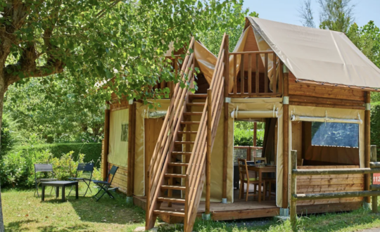 La Ferme Des 4 Chênes - Glamping.nl